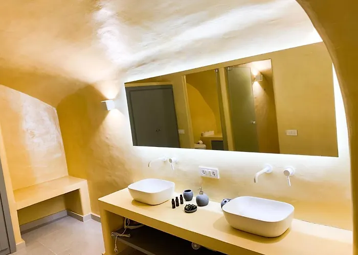 Дом отдыха M Santorini Johnnie Cave *